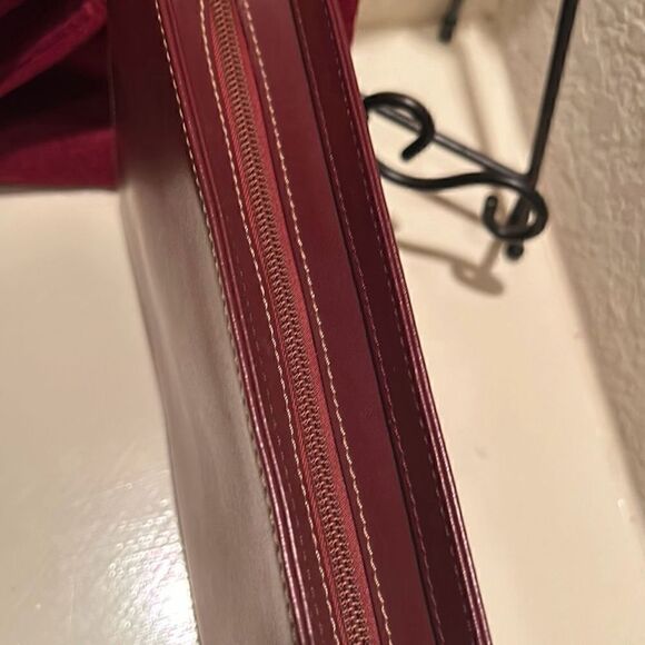 Cartier Envelope Style Clutch Bag Maroon Leather Gold Metal Corners CC Logo - Picture 13 of 13